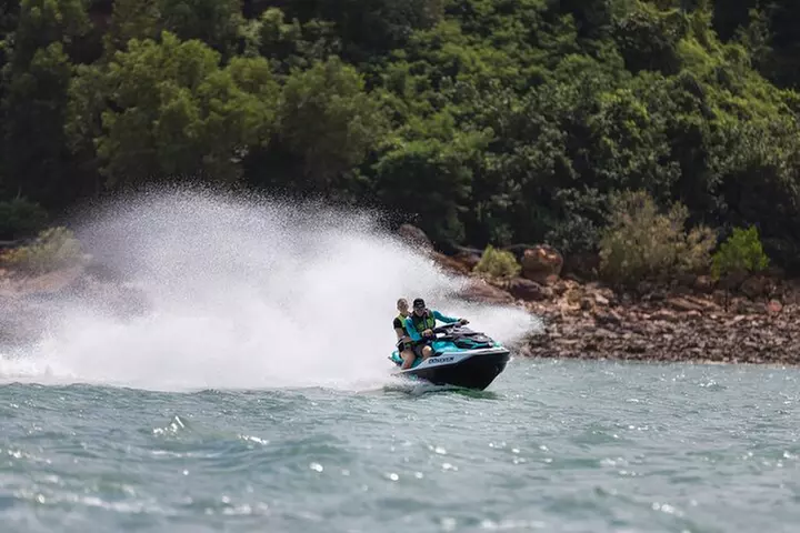 1-Hour Thunderball WWII Adventure Jet Skiing in Darwin