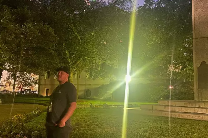 Charleston Dark History & Ghost Tour with Adam