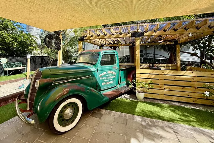 Fort Lauderdale Historic District Food Tour Experience