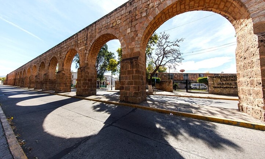 Image 4: Tour the Colonial Jewels of Mexico: Pátzcuaro, Guadalajara 6D
