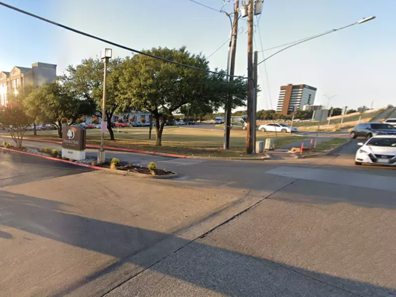 Parking at Doubletree DFW Lot