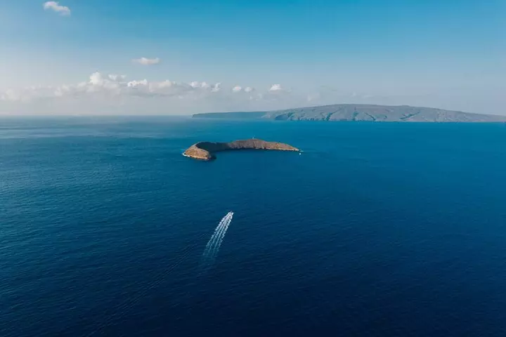 2 Hour Private Snorkeling Experience to Molokini from Kihei - Primary Image