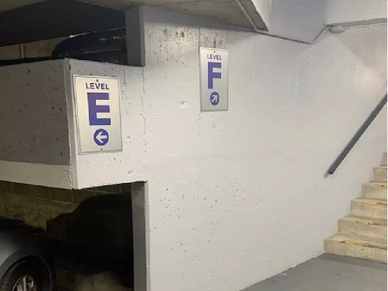 Parking at 100 Poydras St. Garage