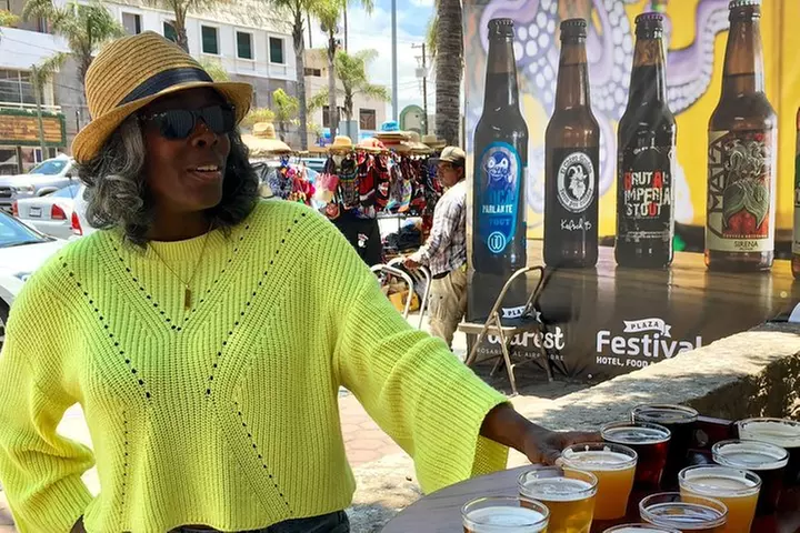 Puerto Nuevo Lobster, Margaritas and Mariachi Private Tour