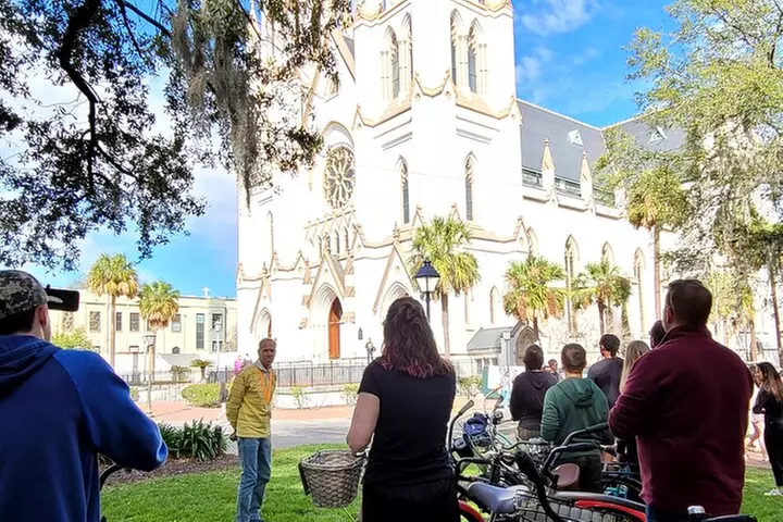 2-Hour Explore Savannah Bike Tour