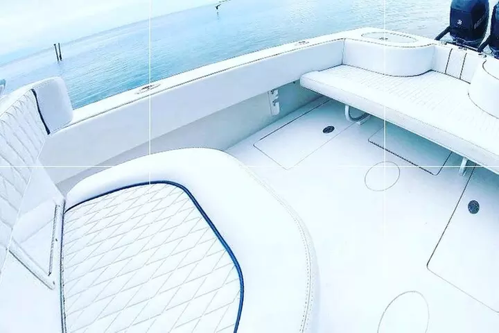 Miami Private Boat Rental to Sandbars and More