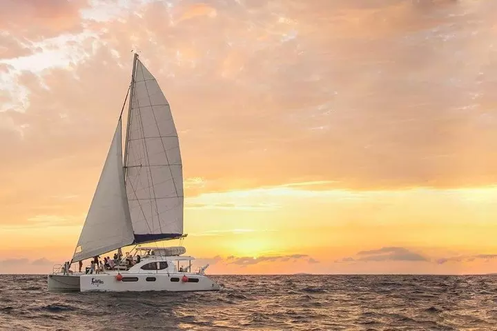 Luxury Sailboat at Sunset in Cancun - Primary Image