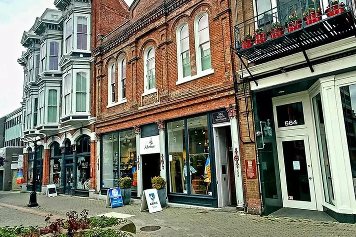 Downtown Victoria's Historical Heart: A Self-Guided Walking Tour