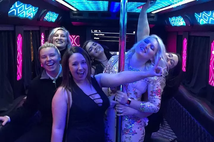Private Party Bus Tour of the Las Vegas Strip Champagne Toast