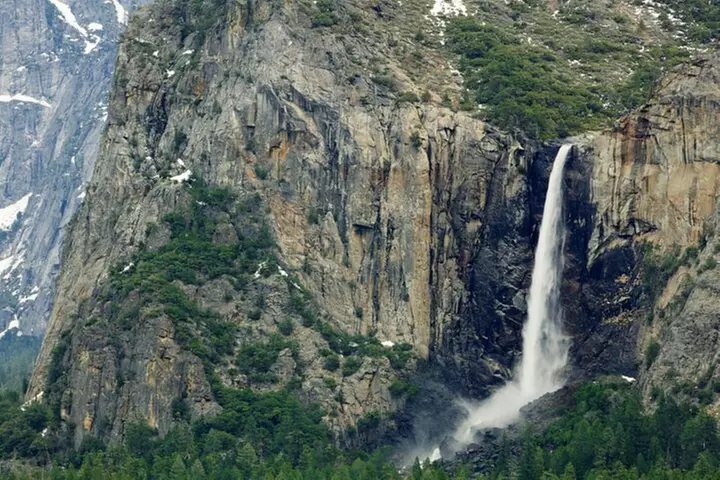 Yosemite National Park Self Guided Driving Audio Tour Guide