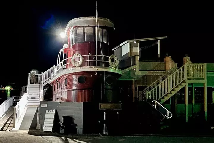 90-Minute Ghost Walking Tour in Boothbay Harbor - Primary Image