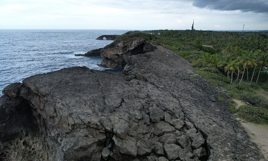 Image 7: Caves Coastlines and Beach; Cueva del Indio, Arecibo Adventure