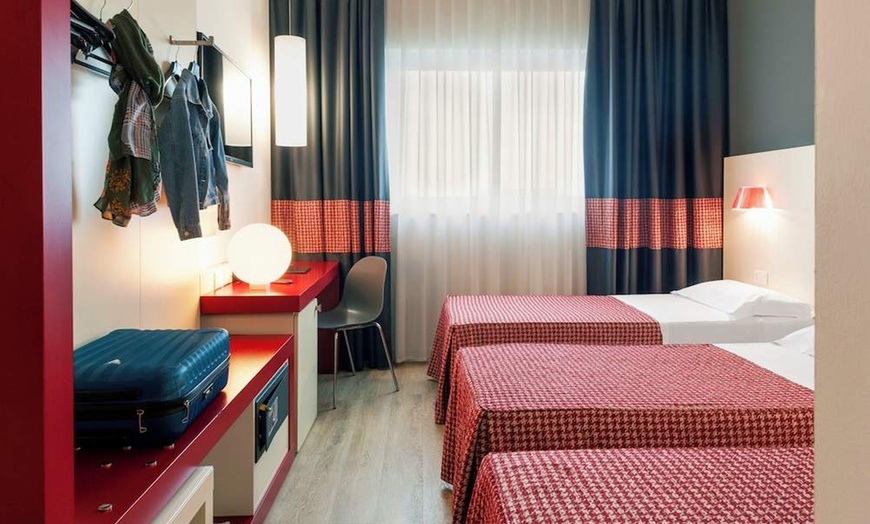 Image 3: ✈ ITALIE | Bologne - Concert Radiohead à Bologne - Cat. Basse & MIC...