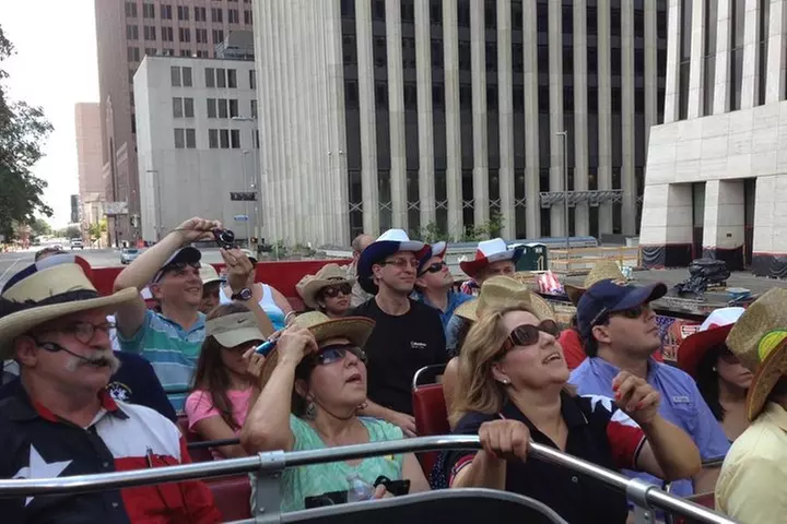 Houston's Official City & Mural Tour!