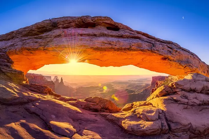 10+ Self-Guided Driving Tours from Las Vegas