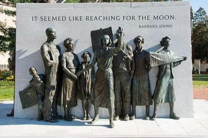Richmond's Women in History Segway Tour - Primary Image