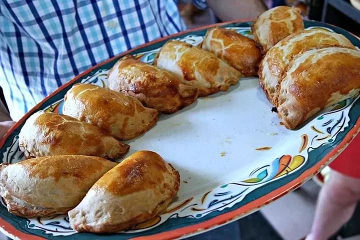 Georgetown Foodie Culinary Tour & Neighborhood Walk - Primary Image