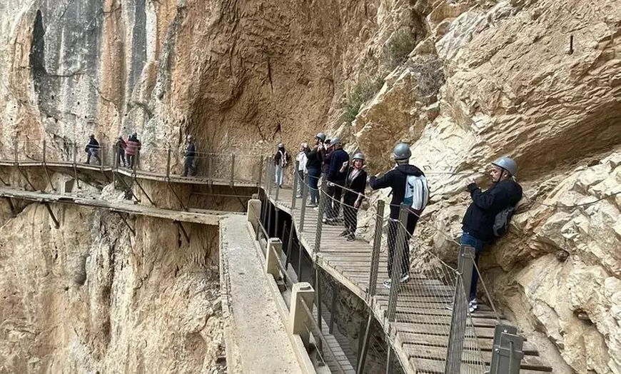 Image 8: Desde Málaga: Bus Ida/Vuelta Caminito del Rey + Tour Guía Oficial