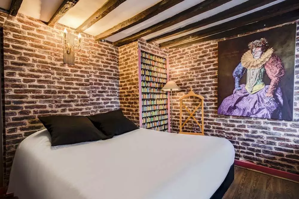 ✈ FRANCJA | Paryż - Absolute 2*, 1 nocy