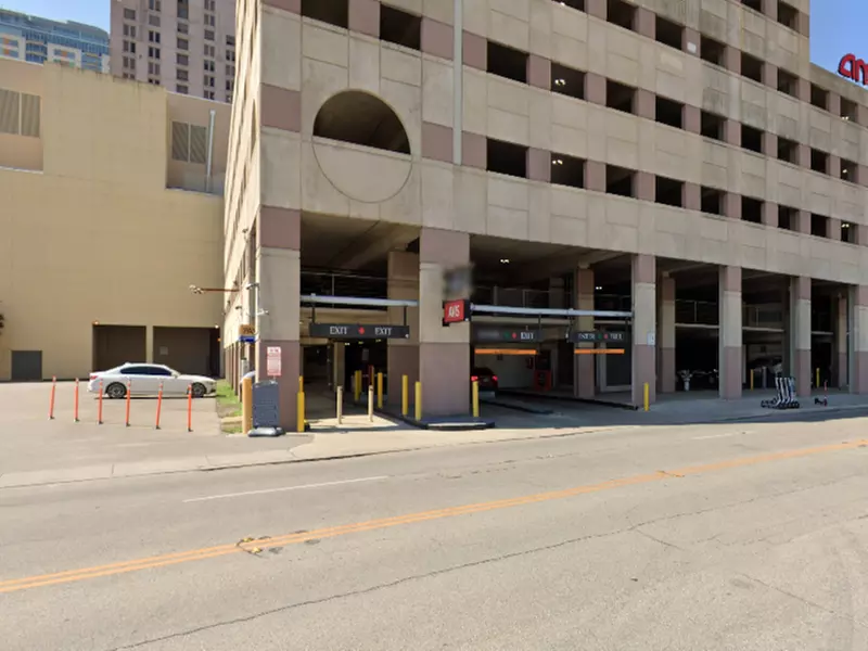 Parking at 300 E. Crockett St. Garage