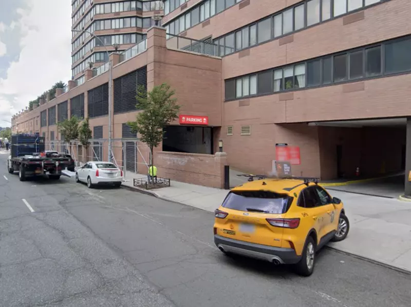 Parking at City Parking - River Place Garage LLC