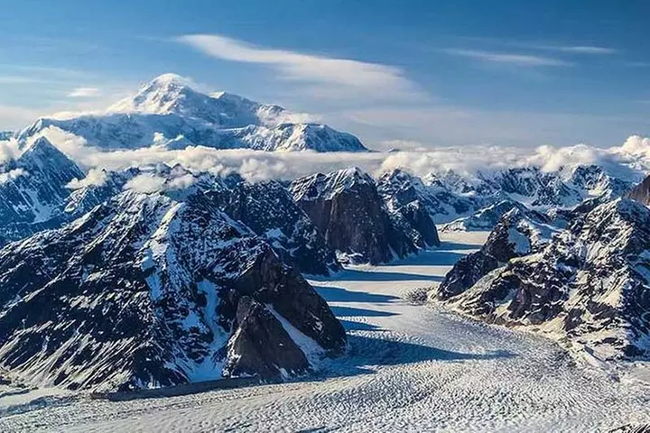Mountain Voyager Flightseeing tour from Talkeetna