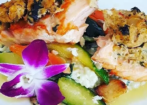 5% Cash Back at Ebby's Cafe