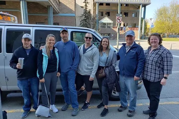 Ride & Roam: Mystery Sightseeing Tour