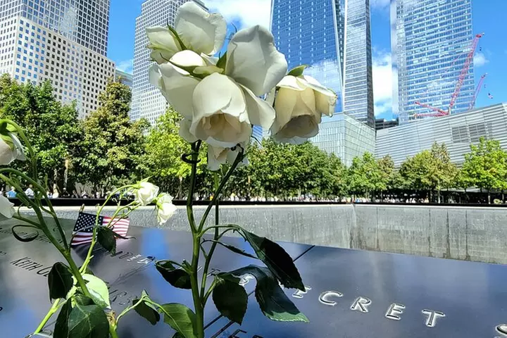 9/11 Memorial at World Trade Center and Financial District Walking ...