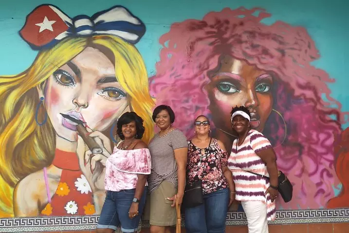 Little Havana Tour Private Cuban Podcaster Art, Museums, Music