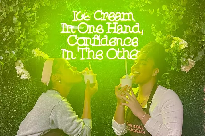 Interactive Rolled Ice Cream Crafting Class in Nashville