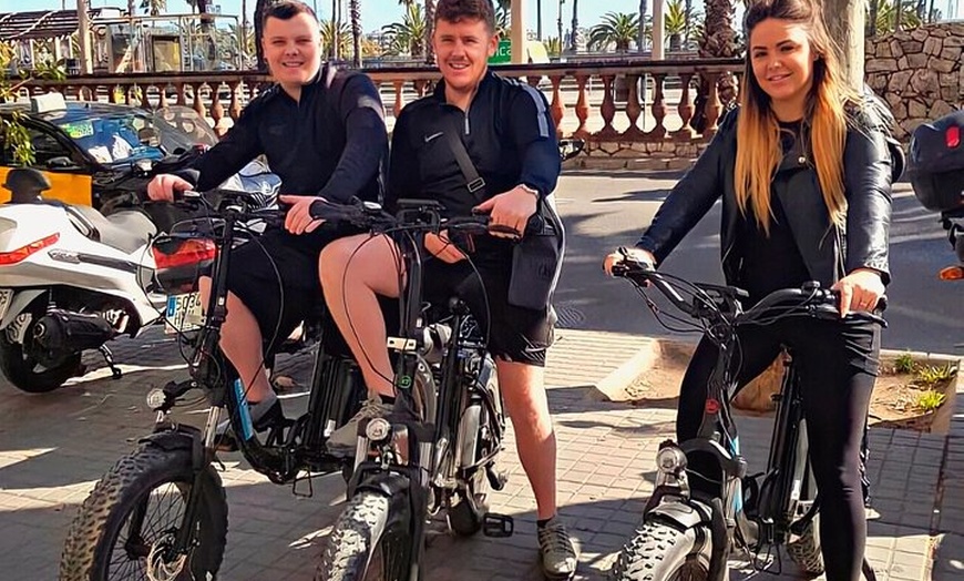 Image 5: Tour Bicicleta Eléctrica por Lugares Históricos de Barcelona
