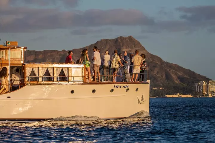 Sunset Cocktail Cruise on a Classic Yacht - Primary Image