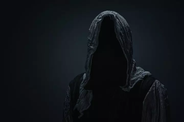 Night Cemetery Insiders Bus Tour in New Orleans