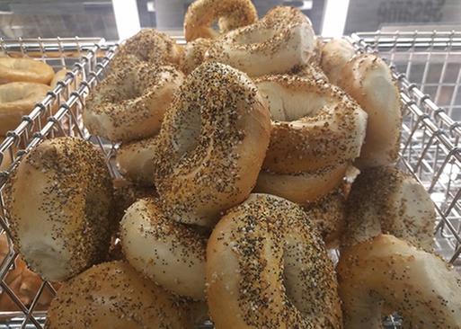 5% Cash Back at Kettle Bagels 2