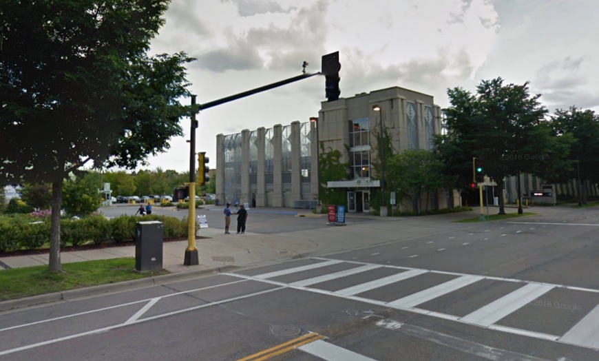 Image 4: Parking at Central Lutheran Church Lot