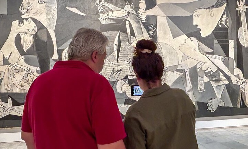 Image 21: Visita al Museo Reina Sofía: Obras maestras con guía local