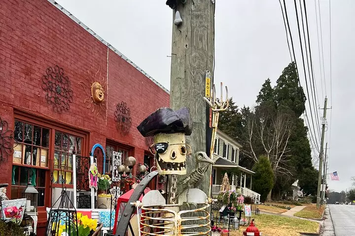 Williamsburg Ghosts, Witches and Pirates Tour