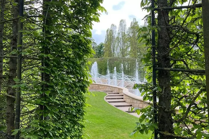 Edinburgh: Holy Island, Alnwick Castle & Kingdom of Northumbria