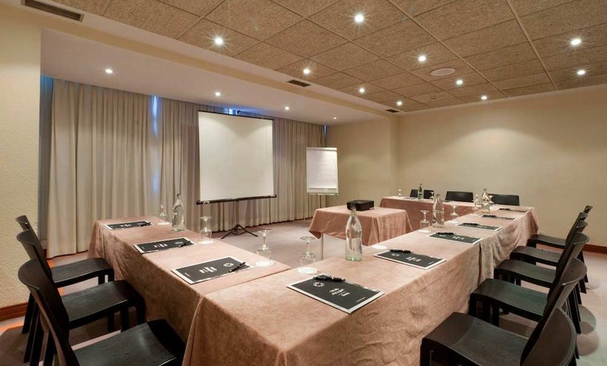 Image 46: ✈ HISZPANIA | Madryt - Senator Barajas Hotel 4* - City break