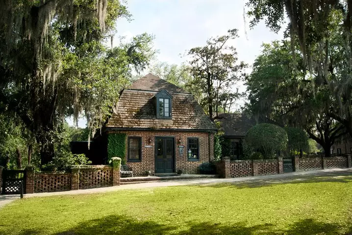 Middleton Place Admission with Self Guided Tour and Lunch