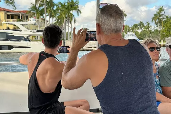 Fort Lauderdale Venice of America Sightseeing Cruise on the River - Primary Image