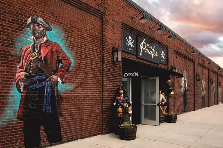 Salem Witch Trials Tour from Boston by optional Ferry or Train