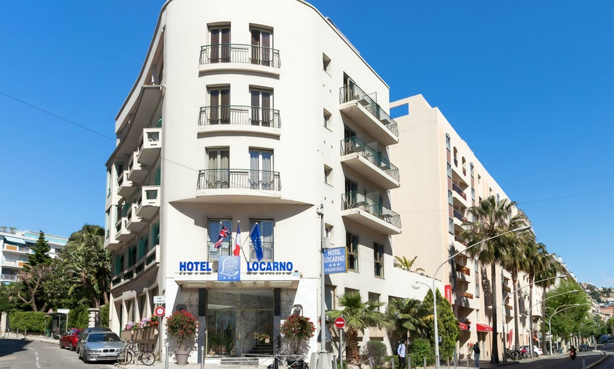 Image 15: ✈ CÔTE D'AZUR | Nice - Hotel Locarno 3* - Centre ville