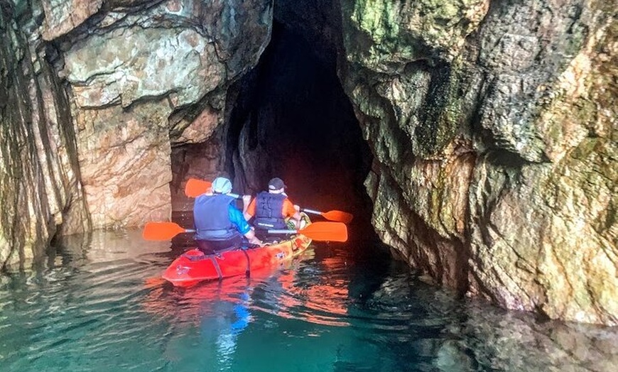 Image 13: Excursión Kayak + Snorkel - Costa Brava "Ruta de Las Cuevas"