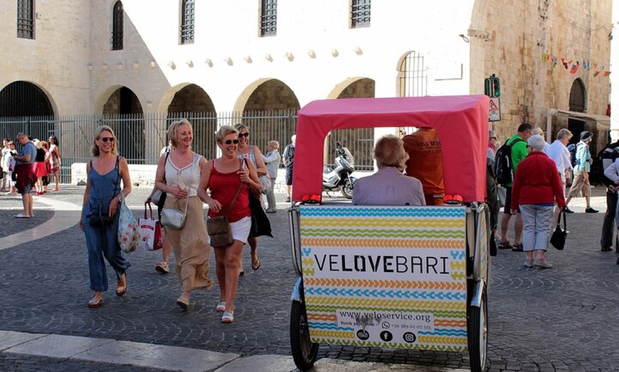 Image 1: Tour di Bari, risciò e cibo di strada