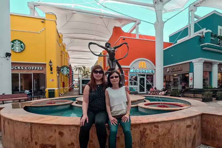 Cancun Shopping Private Guided Tour & City Sightseeing