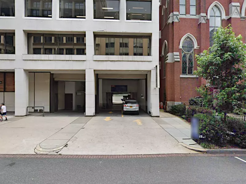 Parking at 1156 15th St. NW Garage
