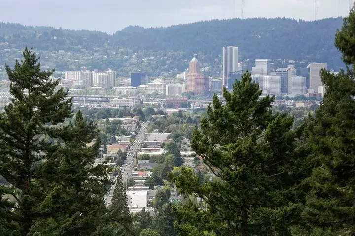 Portland City Tour: Views and News (Our Best Selling Tour!)