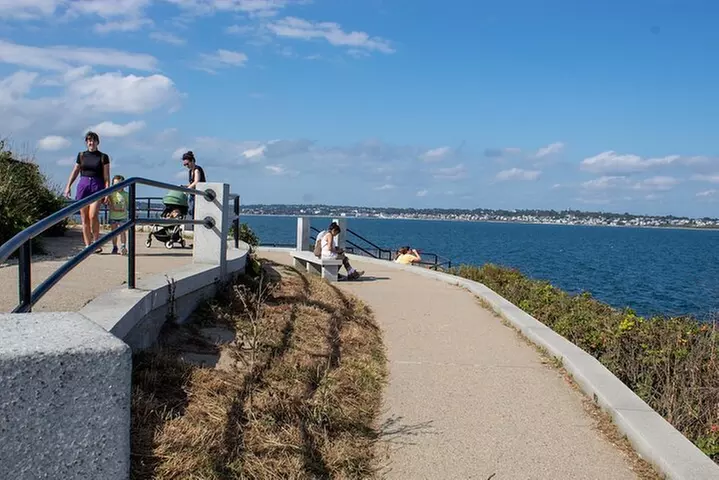 Newport Cliff Walk - Legends of the Gilded Age GPS Guided Audio Tour